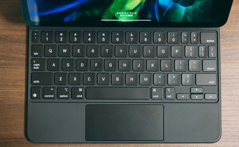 A US-layout keyboard, with no 全角/半角 key in the top-left