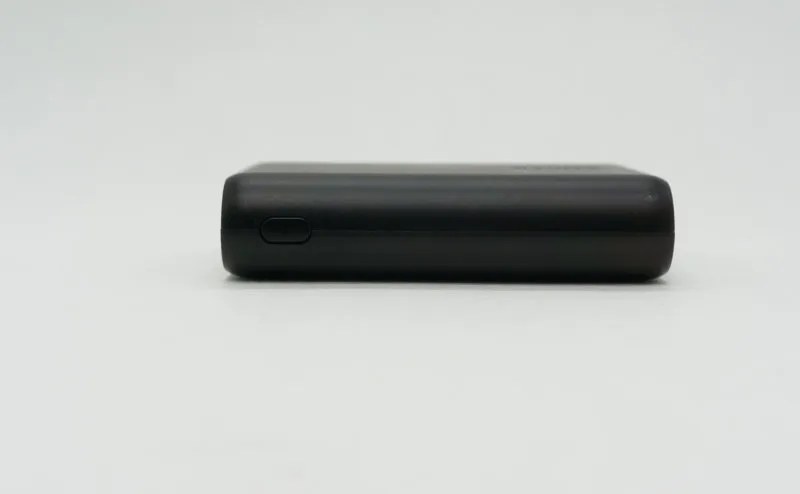 Anker PowerCore 10000 power button and battery indicator