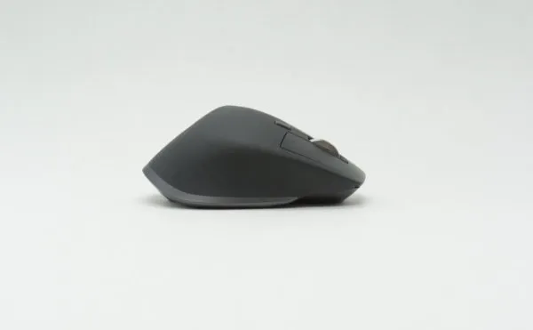 Logitech MX MASTER 3, right side
