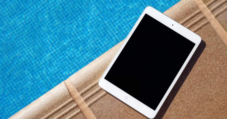 How to pick an iPad mini — the 8.3-inch one-hand form factor earns its keep for reading, gaming, and on-site notes