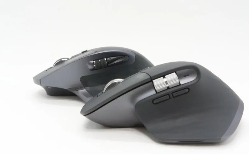 Side buttons of the Logitech MX Master 2S and MX Master 3 compared