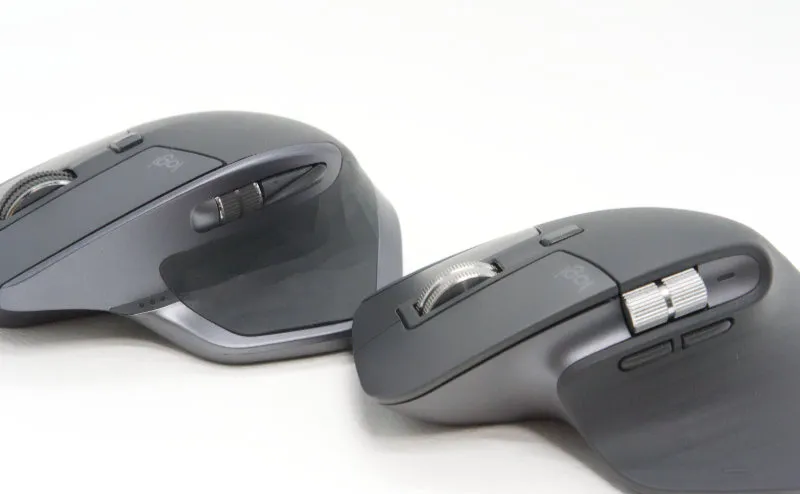 Thumb wheels of the Logitech MX Master 2S and MX Master 3 compared side by side