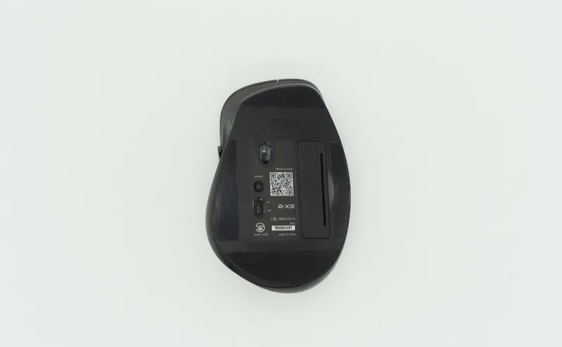 ELECOM M-XGL10BBBK, underside