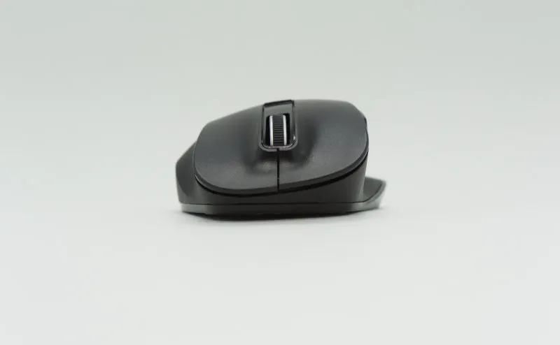ELECOM M-XGL10BBBK, front view