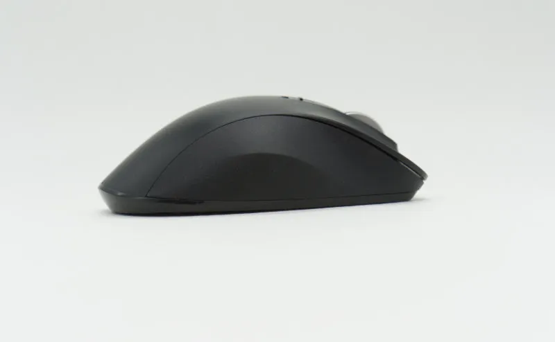 ELECOM M-XGL10BBBK, right side