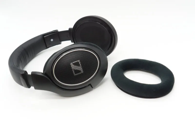 Sennheiser HD 598 SR with the ear pads removed