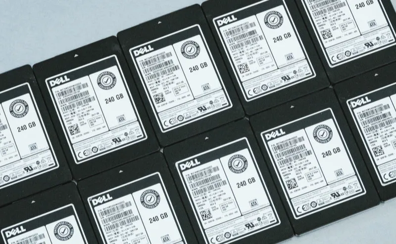 Splitting the workload between SSD and HDD